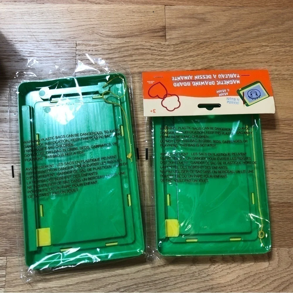 Magnetic Drawing Board Bundle Etch a Sketch NEW Green Kids Toy